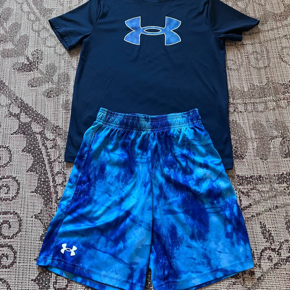 Under Armour Navy and Tie-Dye Blue Set bundle of 12 pieces size youth medium